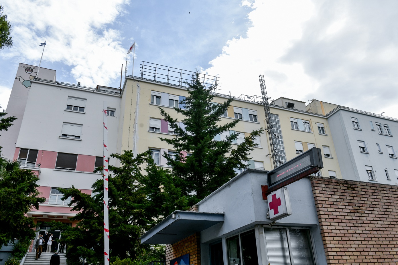 15χρονος στο Παίδων μετά από υπερβολική κατανάλωση αλκοόλ στη Νέα Σμύρνη