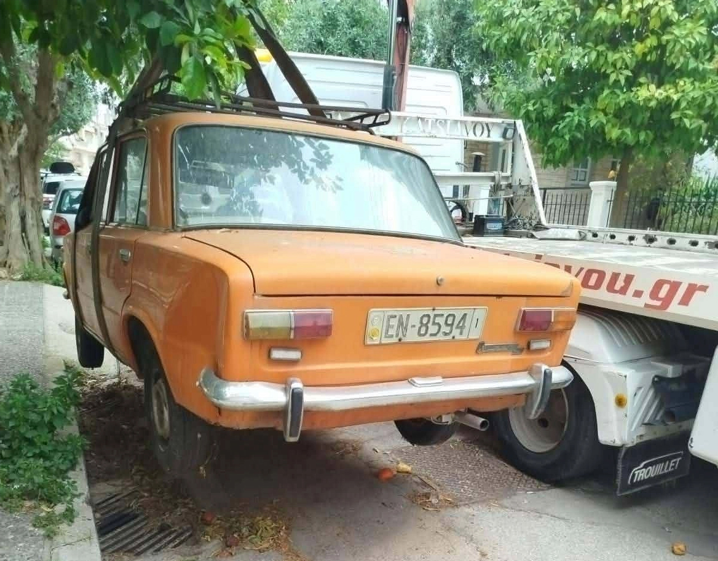 315 εγκαταλελειμμένα οχήματα απομακρύνθηκαν σε δύο χρόνια